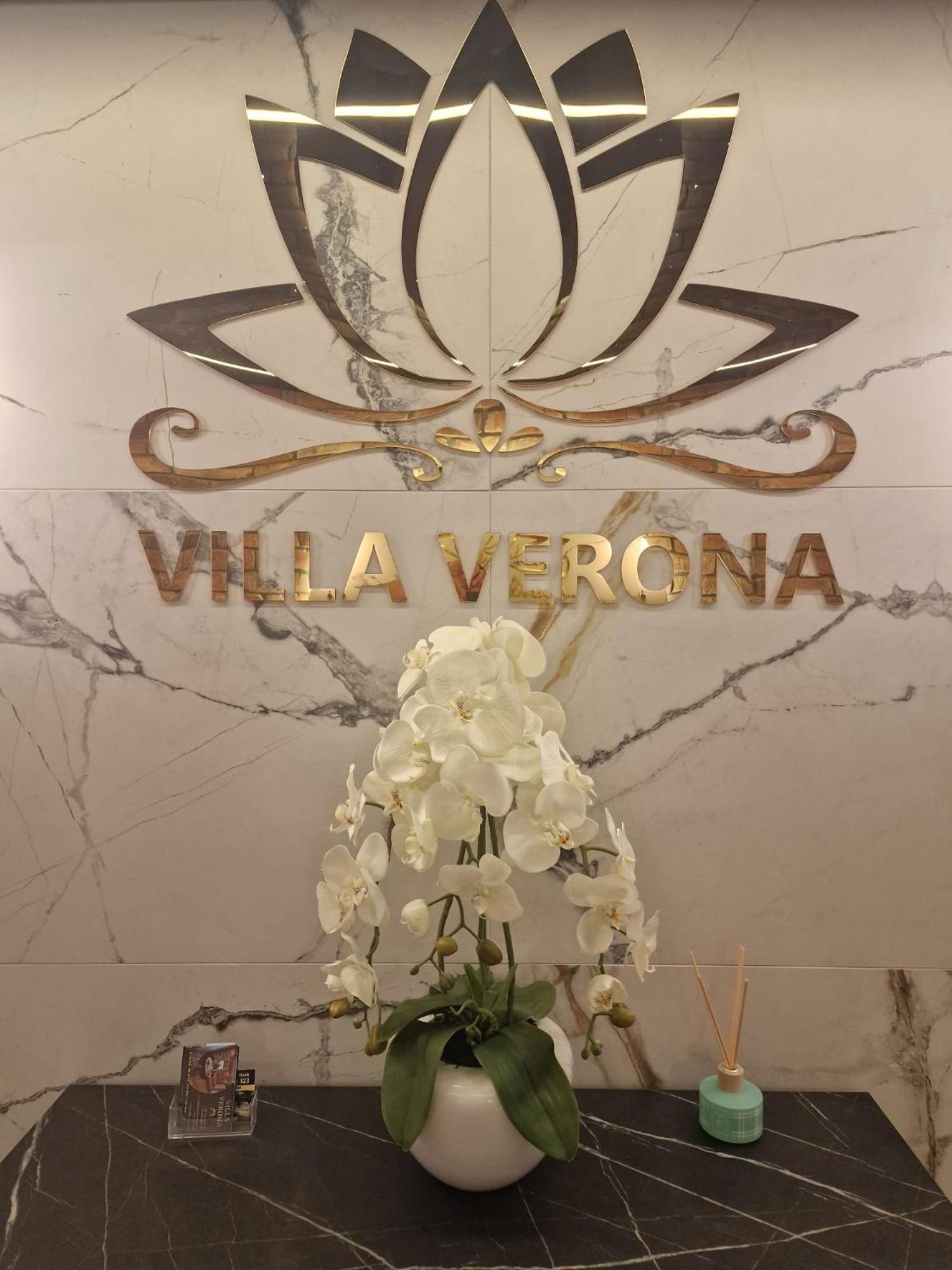 Villa Verona 莱鲍 外观 照片
